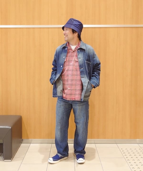 BEAMS HEARTのヴィンテージ デニムカバーオールを使ったコーディネートを紹介します。｜Rakuten Fashion(楽天ファッション／旧楽天ブランドアベニュー)6243761