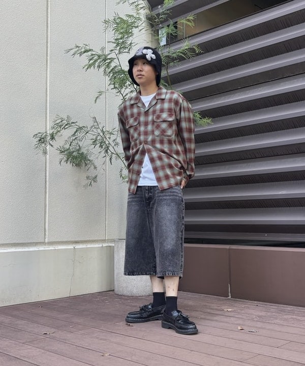 BEAMS HEARTのポリエステル レーヨン オンブレーチェック シャツを使ったコーディネートを紹介します。｜Rakuten Fashion(楽天ファッション／旧楽天ブランドアベニュー)6243814