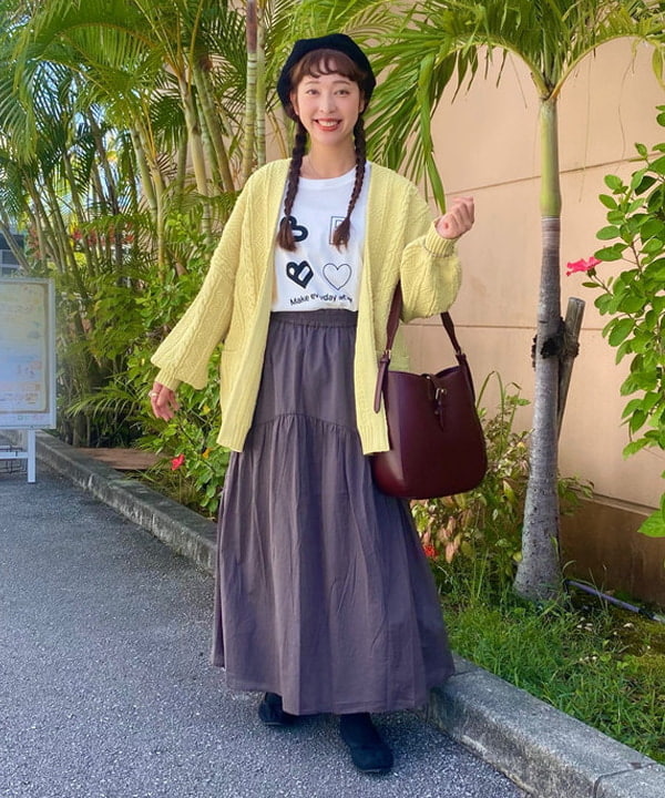 BEAMS HEARTの【手洗い可】ケーブル柄 着流し カーディガン 25AW ニット 秋 長袖 レディース オーバーサイズを使ったコーディネートを紹介します。｜Rakuten Fashion(楽天ファッション／旧楽天ブランドアベニュー)6244682