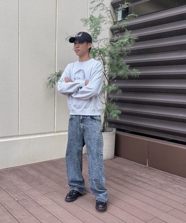 BEAMS HEARTのヴィンテージライク ポートレート スウェットを使ったコーディネートを紹介します。｜Rakuten Fashion(楽天ファッション／旧楽天ブランドアベニュー)6244697