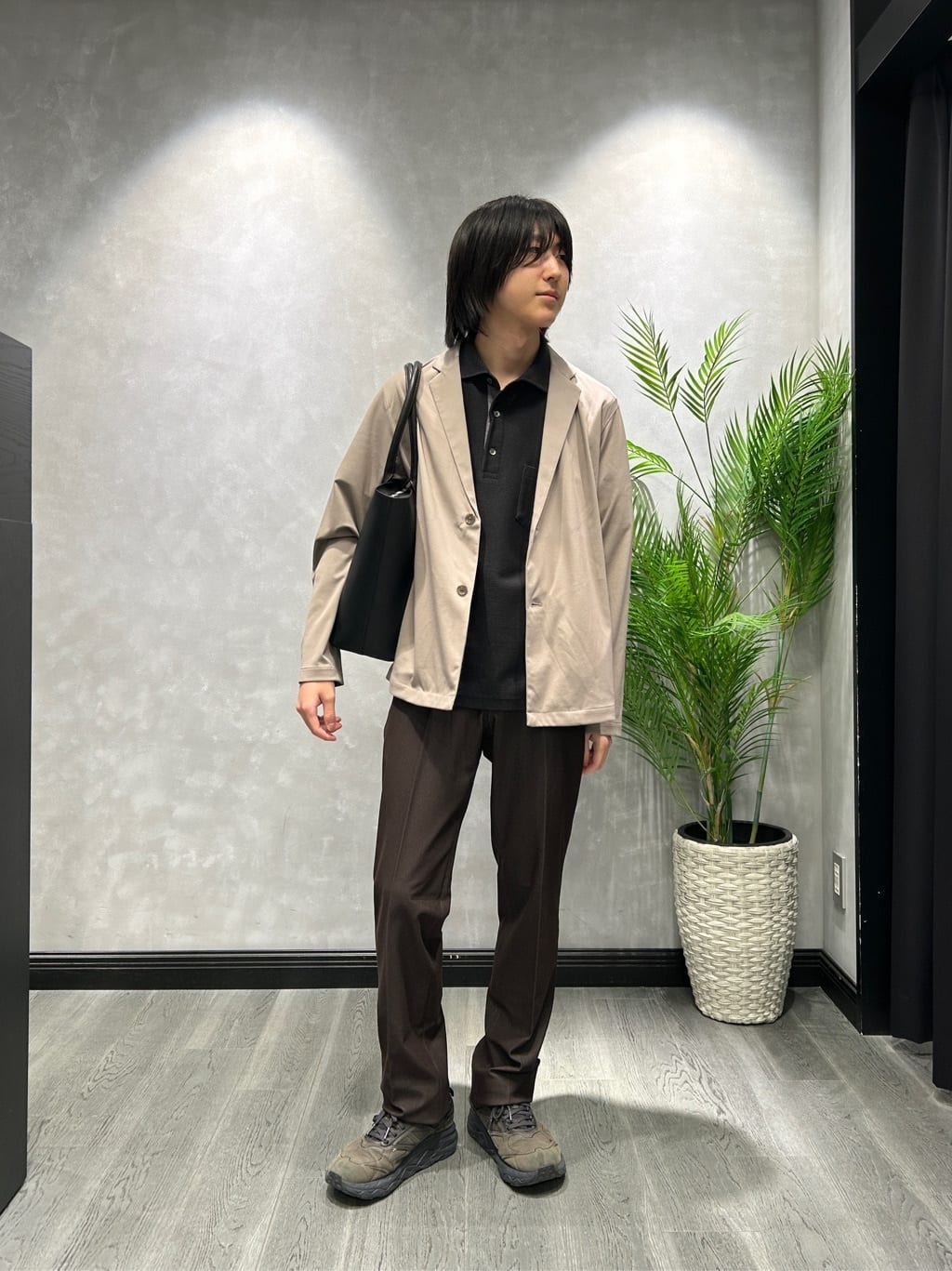 TAKEO KIKUCHIのリラックス カーディガン ジャケットを使ったコーディネートを紹介します。｜Rakuten Fashion(楽天ファッション／旧楽天ブランドアベニュー)6252375