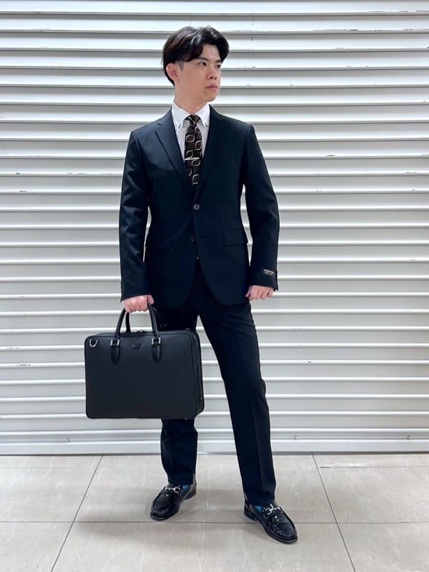 TAKEO KIKUCHIの【Begin12月号掲載】コーデュラ(R)トロピカル ストレッチ スーツを使ったコーディネートを紹介します。｜Rakuten Fashion(楽天ファッション／旧楽天ブランドアベニュー)6261279