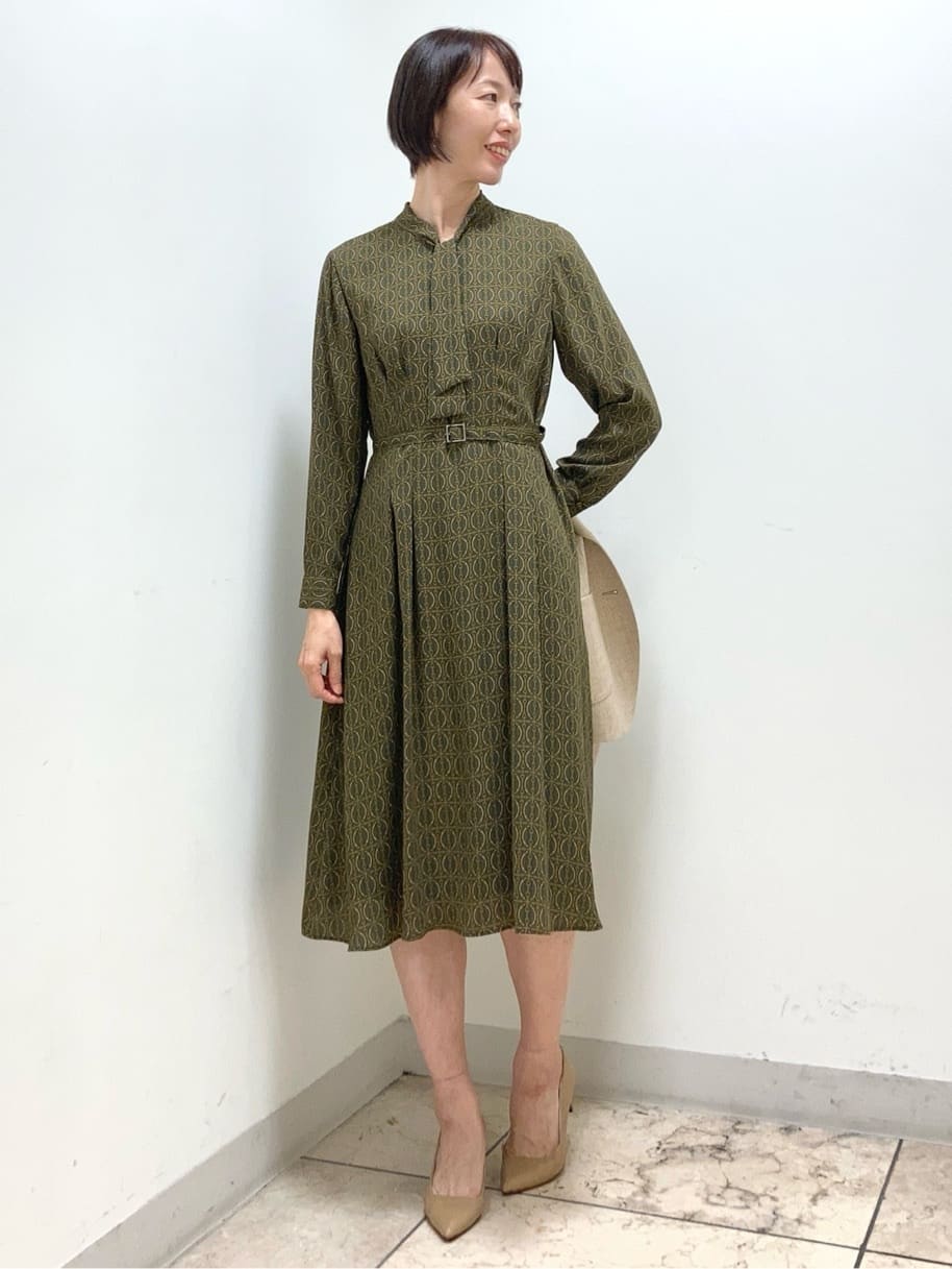 NEWYORKERのビットプリント ボウタイワンピースを使ったコーディネート