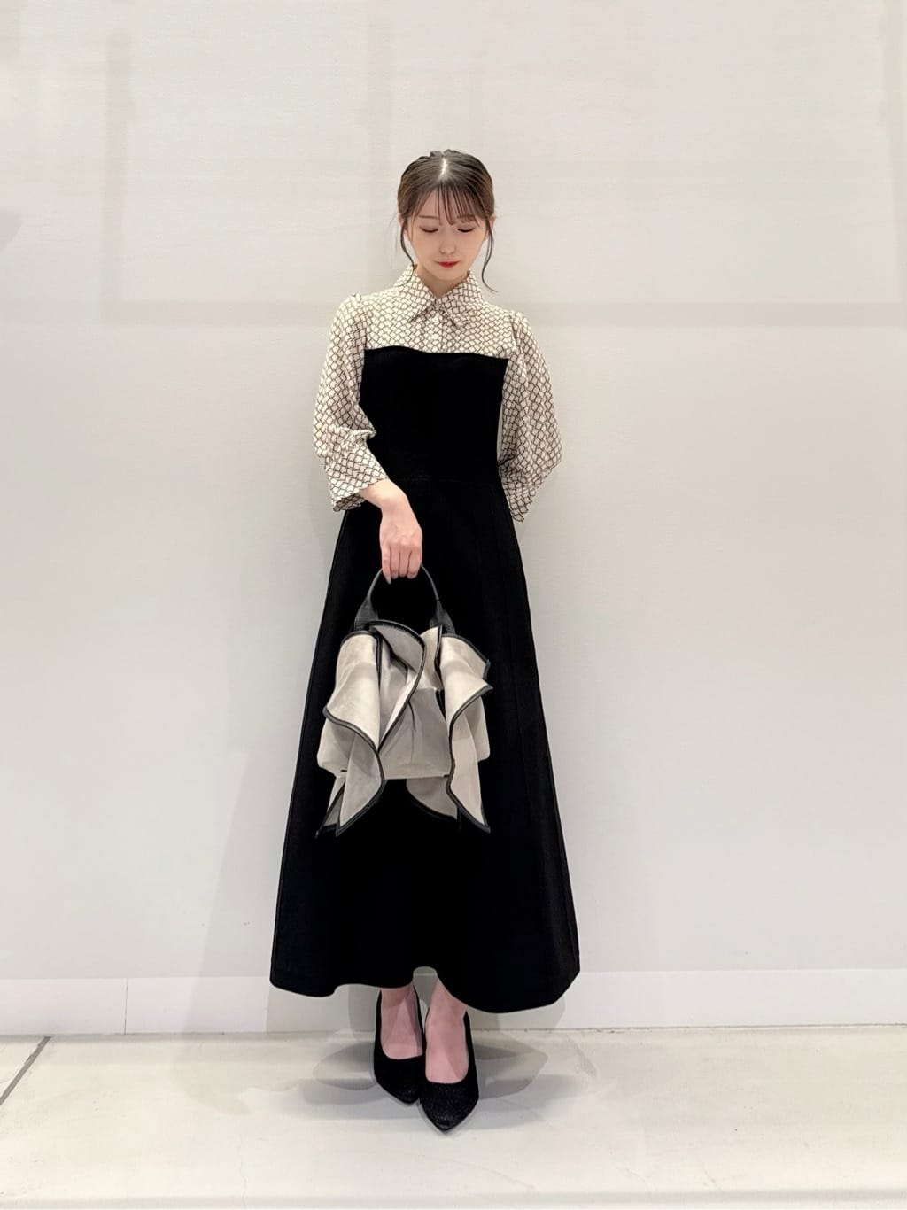 Vinのシャツドッキングニットワンピースを使ったコーディネートを紹介します。｜Rakuten Fashion(楽天ファッション／旧楽天ブランドアベニュー)6265177