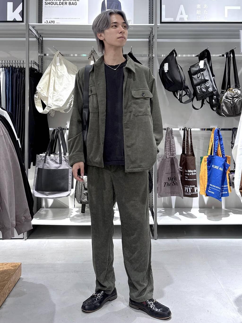 LAKOLEの【セットアップ可】コーデュロイCPOシャツを使ったコーディネートを紹介します。｜Rakuten Fashion(楽天ファッション／旧楽天ブランドアベニュー)6266202