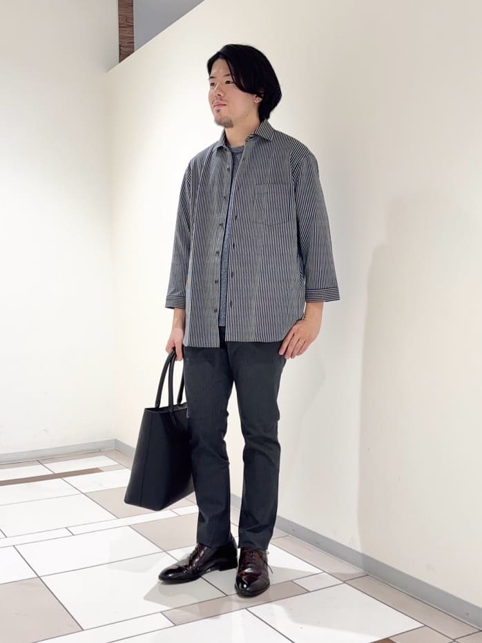 TAKEO KIKUCHIの【抗菌防臭/7分袖】サッカージャージ ストライプシャツを使ったコーディネートを紹介します。｜Rakuten Fashion(楽天ファッション／旧楽天ブランドアベニュー)6266882