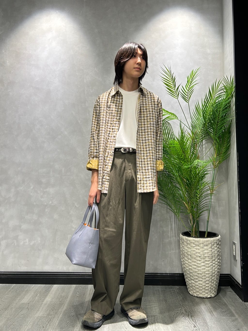 TAKEO KIKUCHIのチェックボーラーガーゼシャツを使ったコーディネートを紹介します。｜Rakuten Fashion(楽天ファッション／旧楽天ブランドアベニュー)6268500