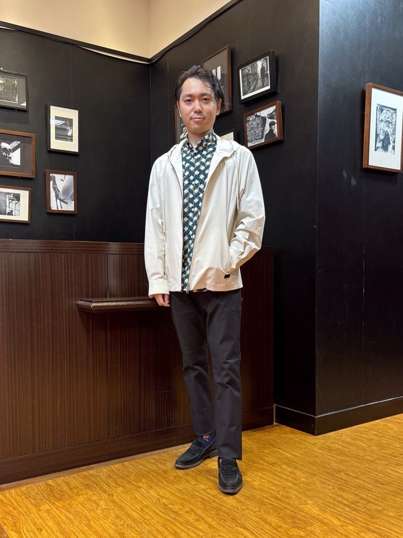 TAKEO KIKUCHIの【3D ナイロン ストレッチ】ジップアップ フードブルゾンを使ったコーディネートを紹介します。｜Rakuten Fashion(楽天ファッション／旧楽天ブランドアベニュー)6268911