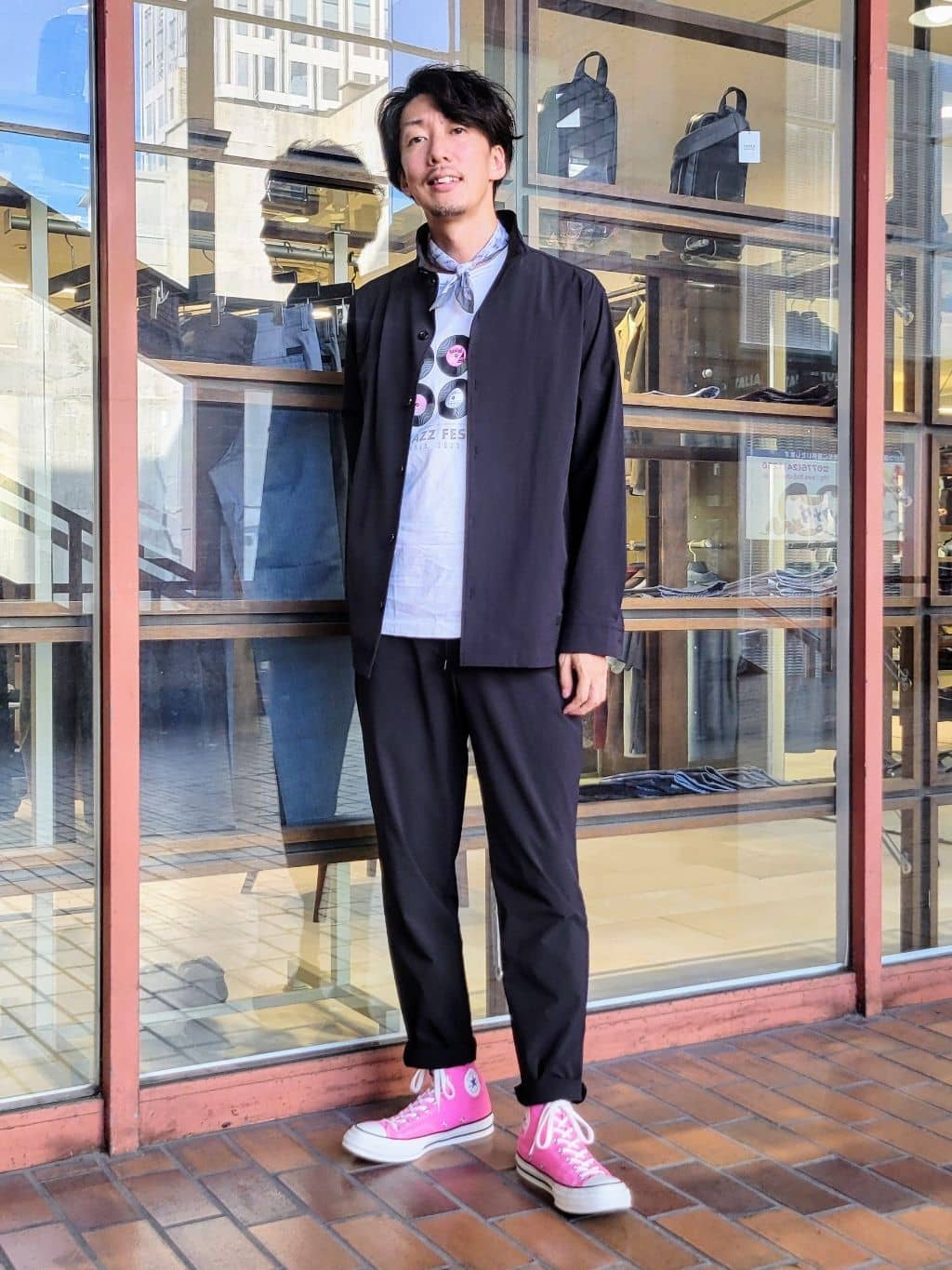 TAKEO KIKUCHIの【3D ナイロン ストレッチ】スタンドカラー シャツブルゾンを使ったコーディネートを紹介します。｜Rakuten Fashion(楽天ファッション／旧楽天ブランドアベニュー)6270569