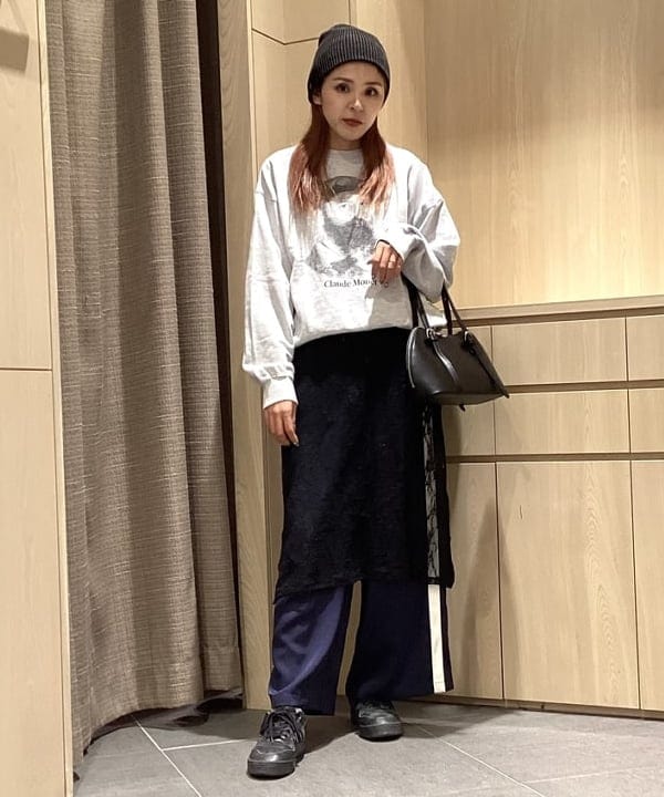 BEAMS HEARTのヴィンテージライク ポートレート スウェットを使ったコーディネートを紹介します。｜Rakuten Fashion(楽天ファッション／旧楽天ブランドアベニュー)6270661