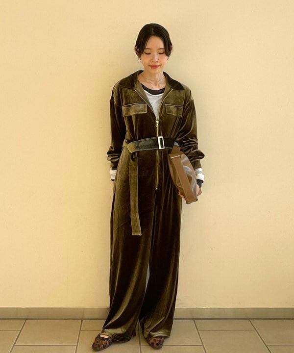 BEAMS HEARTのベロア ジャンプスーツを使ったコーディネートを紹介します。｜Rakuten Fashion(楽天ファッション／旧楽天ブランドアベニュー)6270794