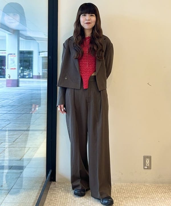 BEAMS HEARTのラメ ストライプ ローライズ スラックスを使ったコーディネートを紹介します。｜Rakuten Fashion(楽天ファッション／旧楽天ブランドアベニュー)6271111