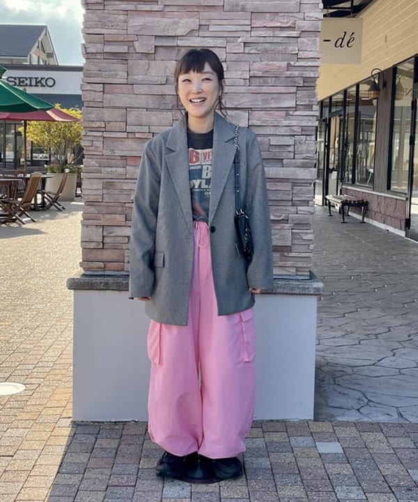 BEAMS HEARTのチェック柄 ビッグ テーラードジャケット 25AW レディース 裏地付き オンオフ兼用 オーバーサイズを使ったコーディネートを紹介します。｜Rakuten Fashion(楽天ファッション／旧楽天ブランドアベニュー)6271357