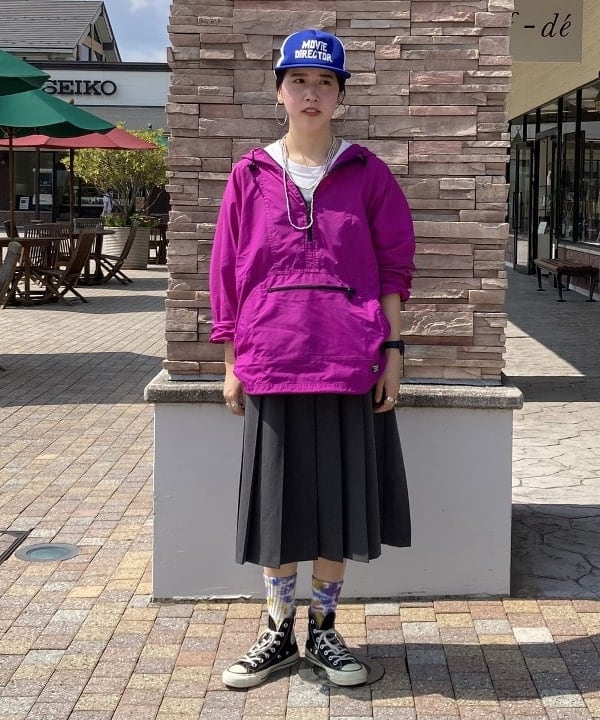 BEAMS HEARTのプリーツ ミディ スカートを使ったコーディネートを紹介します。｜Rakuten Fashion(楽天ファッション／旧楽天ブランドアベニュー)6271370