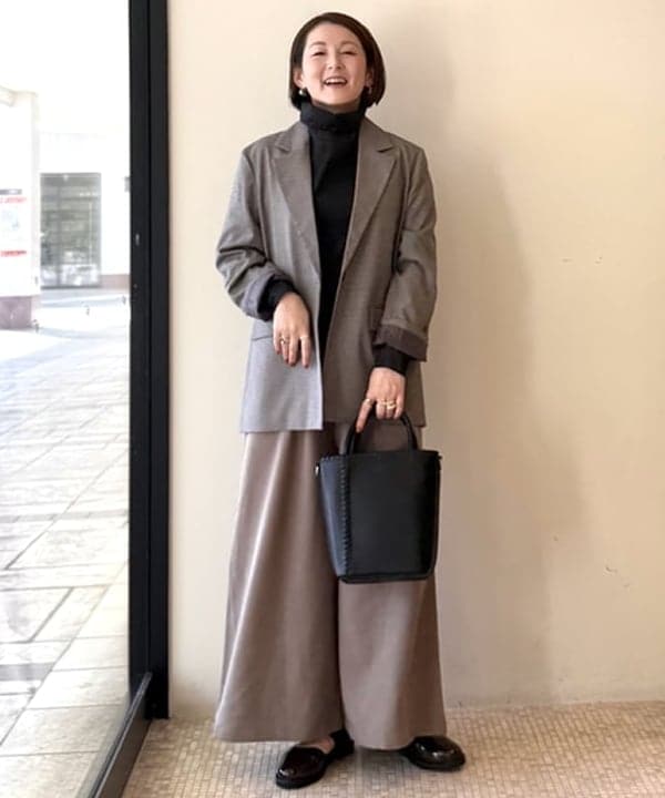 BEAMS HEARTのシアー タートル プルオーバーを使ったコーディネートを紹介します。｜Rakuten Fashion(楽天ファッション／旧楽天ブランドアベニュー)6271391