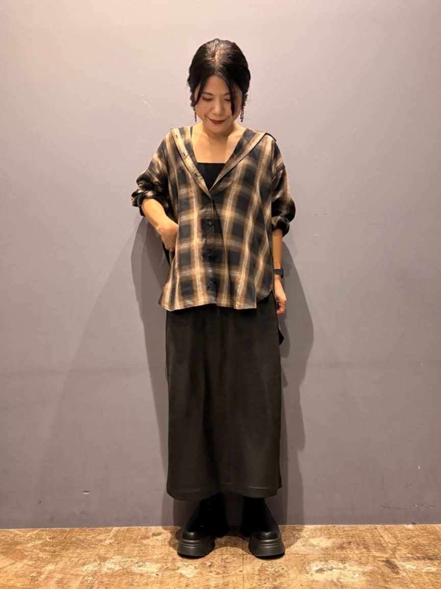 AMERICAN HOLICのフェイクレザーダンボールスカートを使ったコーディネートを紹介します。｜Rakuten Fashion(楽天ファッション／旧楽天ブランドアベニュー)6272282
