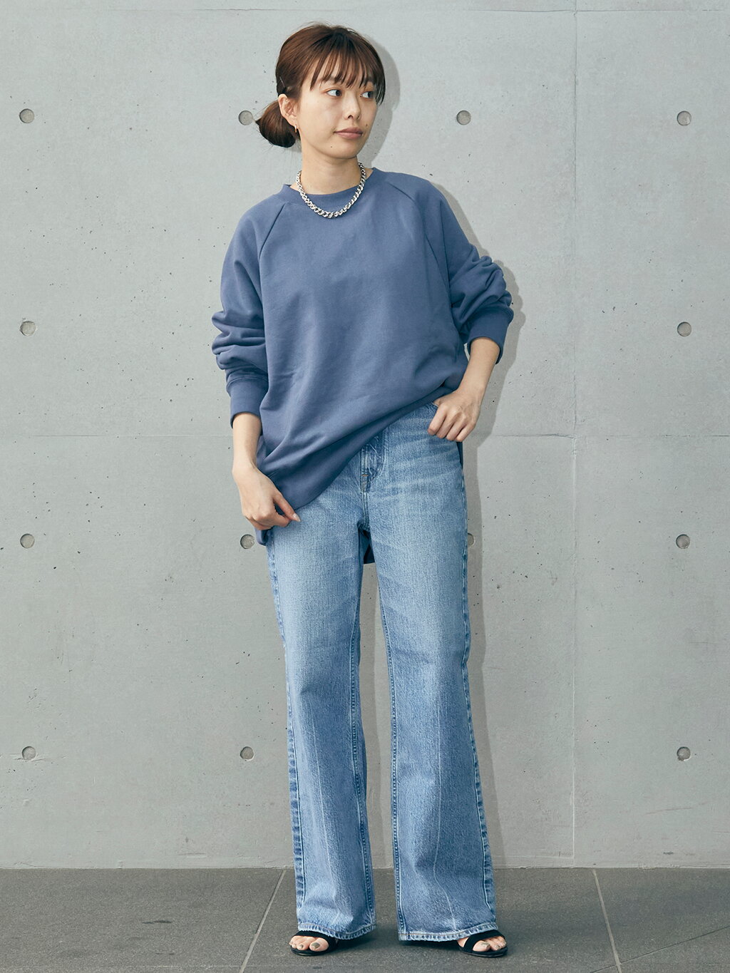 1er Arrondissementの【WEB限定カラーあり】<SOLto (ソルト)>レースアップスウェットを使ったコーディネートを紹介します。｜Rakuten Fashion(楽天ファッション／旧楽天ブランドアベニュー)6272859