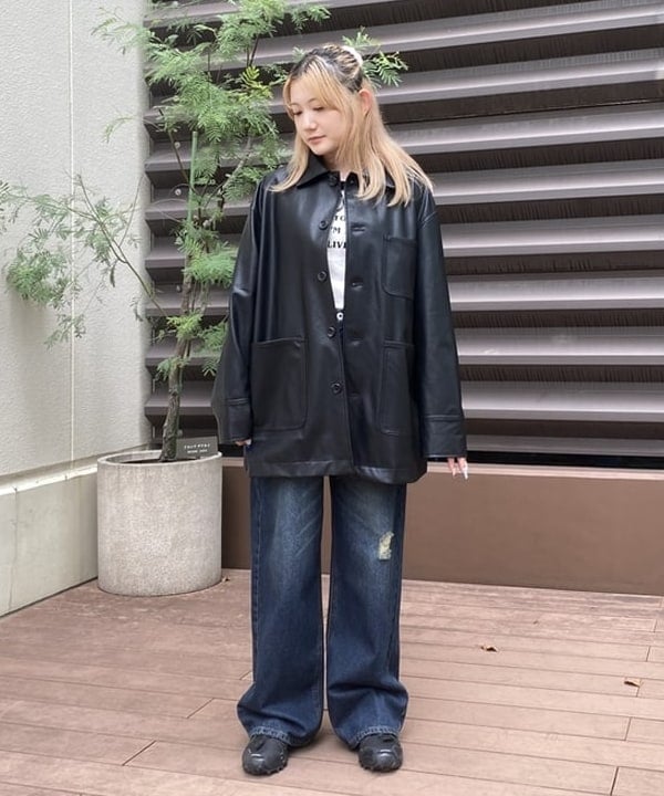 BEAMS HEARTのヴィンテージライク ワークジャケット 25AW レディース フェイクレザー オーバーサイズ 秋 ライトアウターを使ったコーディネートを紹介します。｜Rakuten Fashion(楽天ファッション／旧楽天ブランドアベニュー)6274901
