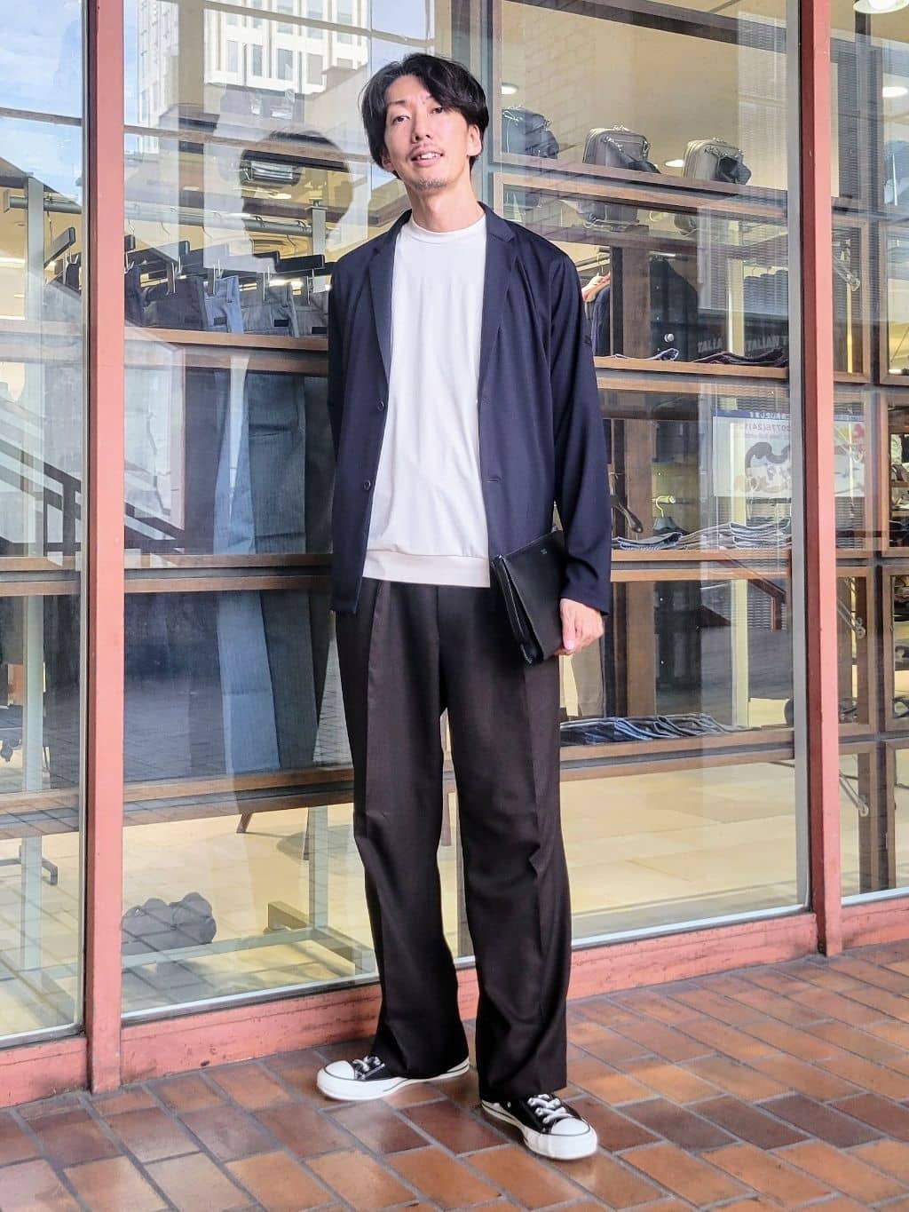 TAKEO KIKUCHIのリラックス カーディガン ジャケットを使ったコーディネートを紹介します。｜Rakuten Fashion(楽天ファッション／旧楽天ブランドアベニュー)6275359