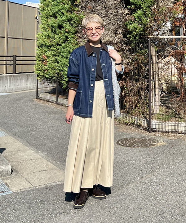 BEAMS HEARTの【WEB限定】襟 コーデュロイ カバーオール ジャケットを使ったコーディネートを紹介します。｜Rakuten Fashion(楽天ファッション／旧楽天ブランドアベニュー)6278273
