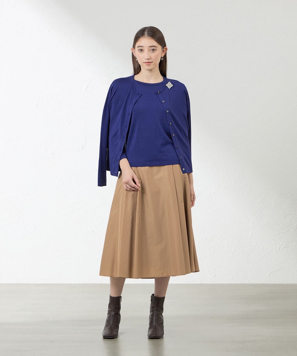 AMACAのシルクコットンベーシックカーデを使ったコーディネートを紹介します。｜Rakuten Fashion(楽天ファッション／旧楽天ブランドアベニュー)6280765