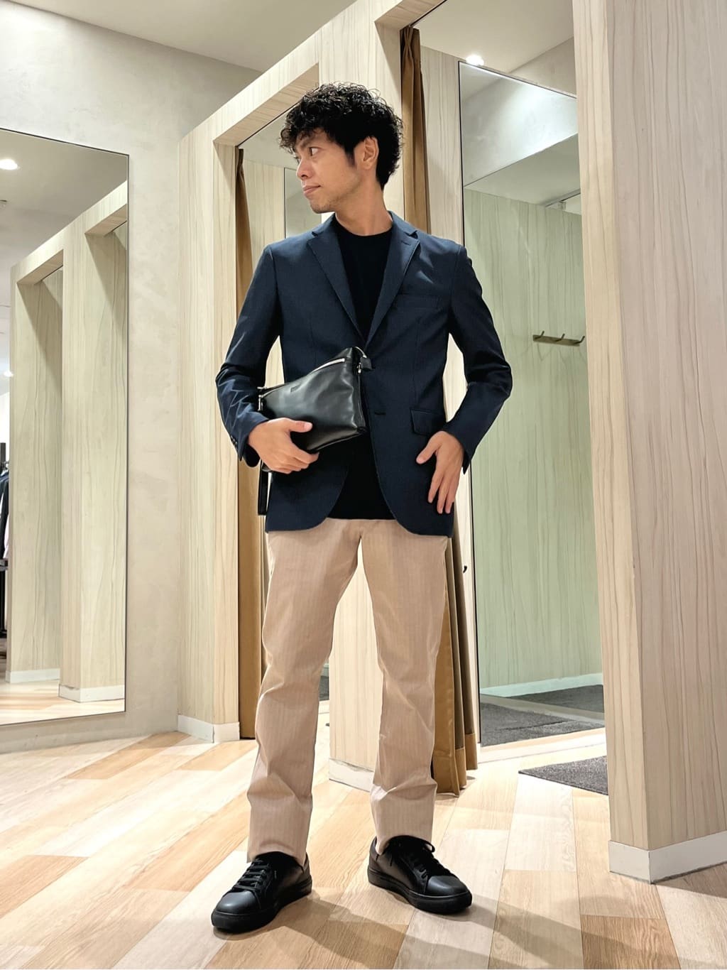 TAKEO KIKUCHIの【360°ストレッチ/セットアップ対応】None Of Stress ジャケットを使ったコーディネートを紹介します。｜Rakuten Fashion(楽天ファッション／旧楽天ブランドアベニュー)6280919