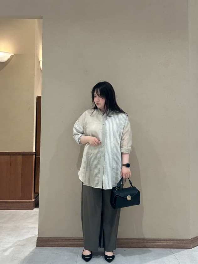 Vinのドロストタックワイドパンツを使ったコーディネートを紹介します。｜Rakuten Fashion(楽天ファッション／旧楽天ブランドアベニュー)6283169