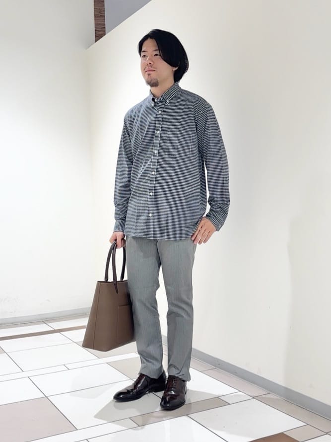 TAKEO KIKUCHIの【抗菌防臭】サッカーギンガムチェック ボタンダウンシャツを使ったコーディネートを紹介します。｜Rakuten Fashion(楽天ファッション／旧楽天ブランドアベニュー)6284871