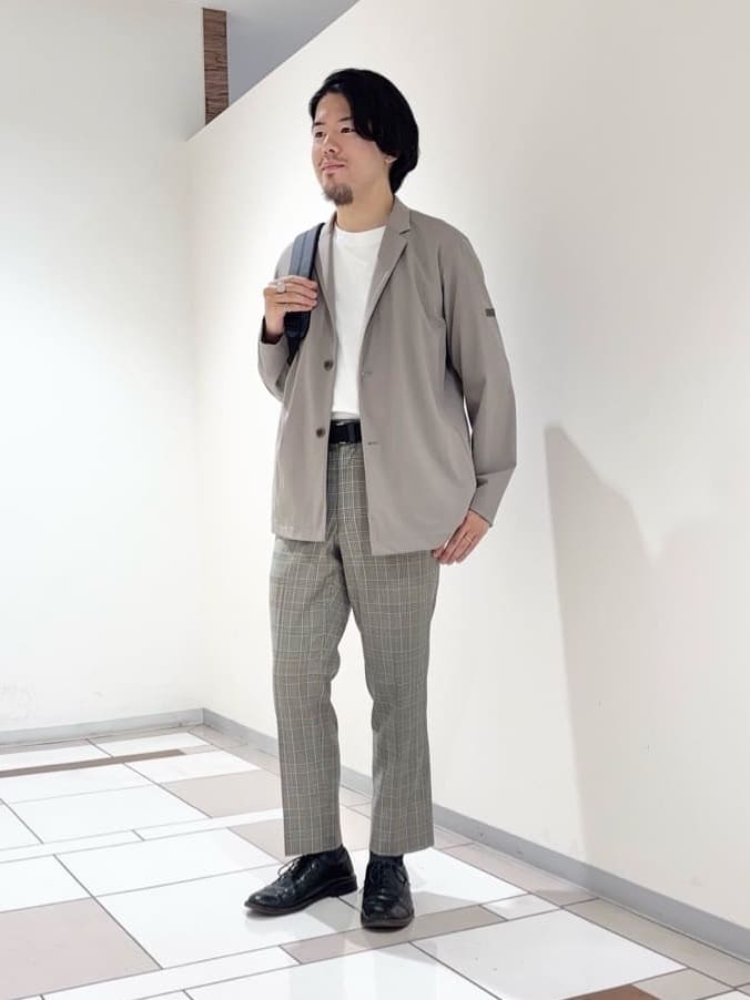 TAKEO KIKUCHIのリラックス カーディガン ジャケットを使ったコーディネートを紹介します。｜Rakuten Fashion(楽天ファッション／旧楽天ブランドアベニュー)6284873