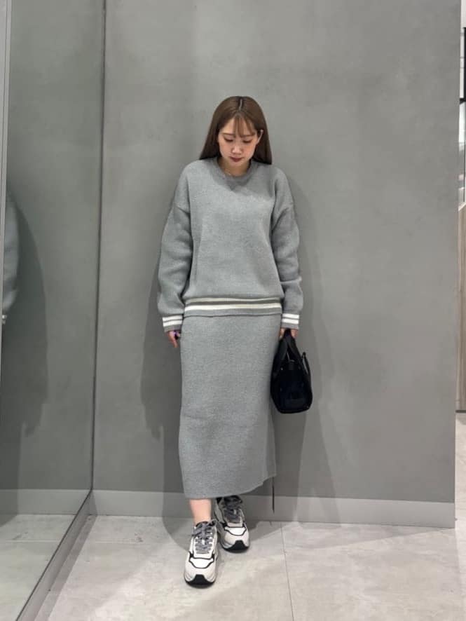 Vinの異素材切り替えプルオーバーを使ったコーディネートを紹介します。｜Rakuten Fashion(楽天ファッション／旧楽天ブランドアベニュー)6287173