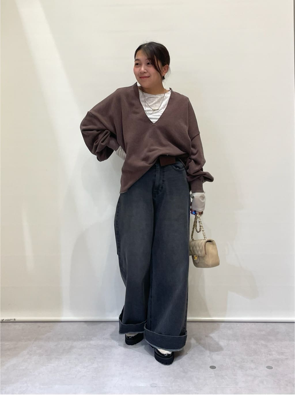 Vinのシアードッキングクラッシュベロアトップスを使ったコーディネートを紹介します。｜Rakuten Fashion(楽天ファッション／旧楽天ブランドアベニュー)6292973