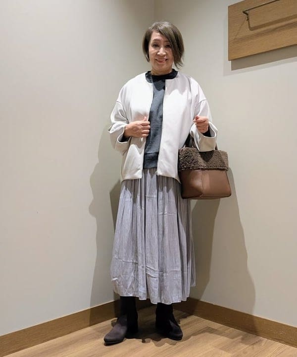 BEAMS HEARTのノーカラー コクーン ブルゾン 25AW レディース ジップ仕様 はおりもの 秋アウターを使ったコーディネートを紹介します。｜Rakuten Fashion(楽天ファッション／旧楽天ブランドアベニュー)6296528