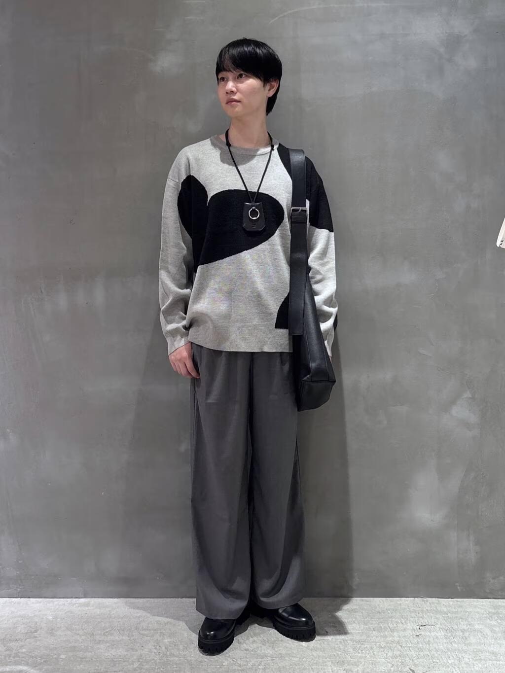 LAKOLEのハート柄ニットプルオーバーを使ったコーディネートを紹介します。｜Rakuten Fashion(楽天ファッション／旧楽天ブランドアベニュー)6296691