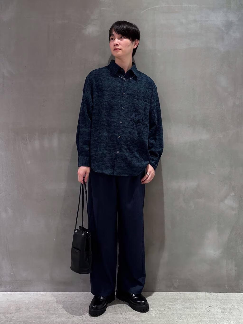 LAKOLEのモールアソートシャツ長袖を使ったコーディネートを紹介します。｜Rakuten Fashion(楽天ファッション／旧楽天ブランドアベニュー)6296677