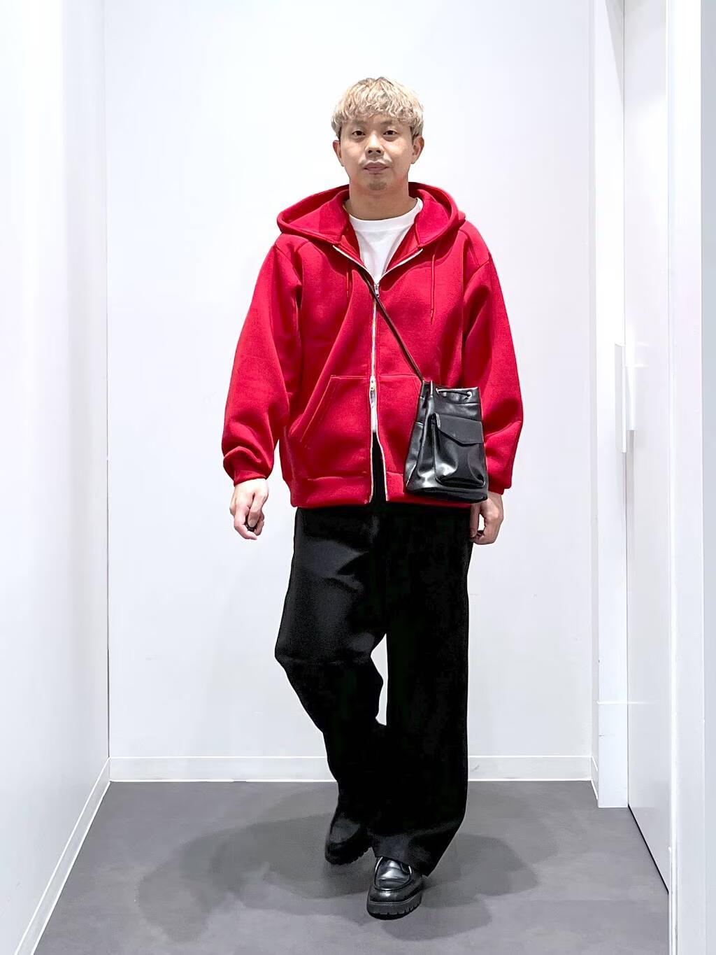 LAKOLEのエアダンボールZIPパーカーを使ったコーディネートを紹介します。｜Rakuten Fashion(楽天ファッション／旧楽天ブランドアベニュー)6296693