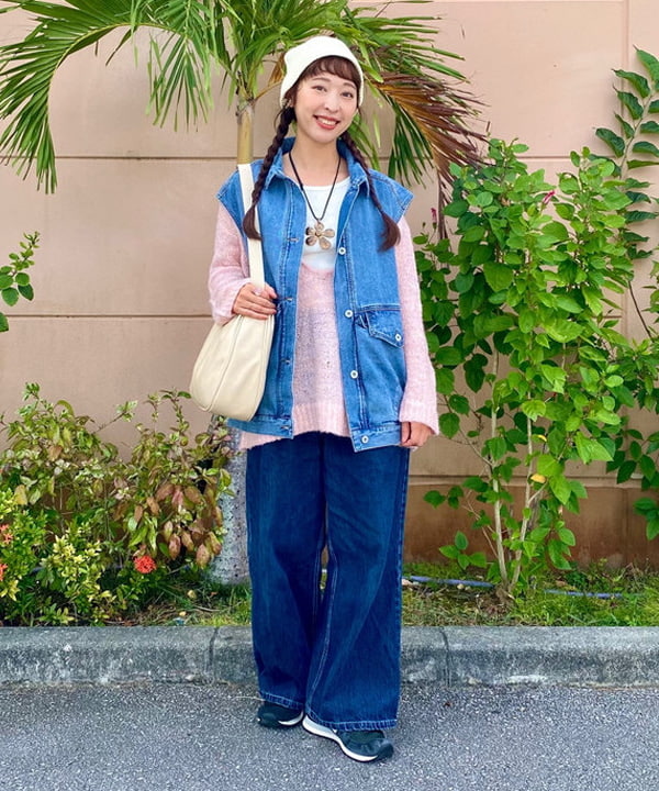 BEAMS HEARTのシアー Vネック ニットを使ったコーディネートを紹介します。｜Rakuten Fashion(楽天ファッション／旧楽天ブランドアベニュー)6298766