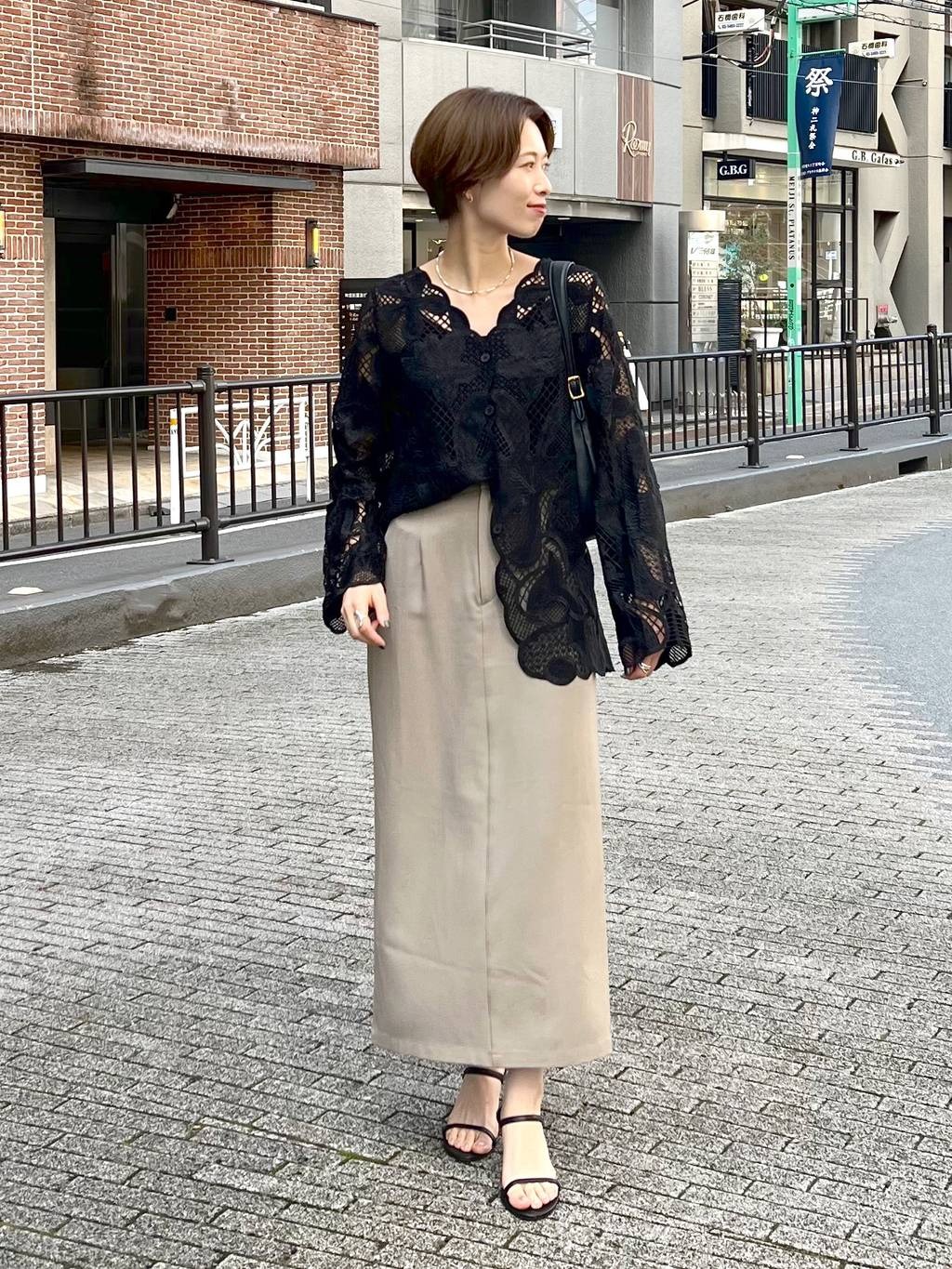mysty womanのパッチワークレースシャツカーディガンを使ったコーディネートを紹介します。｜Rakuten Fashion(楽天ファッション／旧楽天ブランドアベニュー)6301027