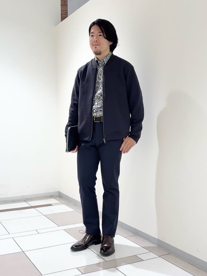 TAKEO KIKUCHIのニットライクジャージ ブルゾンを使ったコーディネートを紹介します。｜Rakuten Fashion(楽天ファッション／旧楽天ブランドアベニュー)6305608