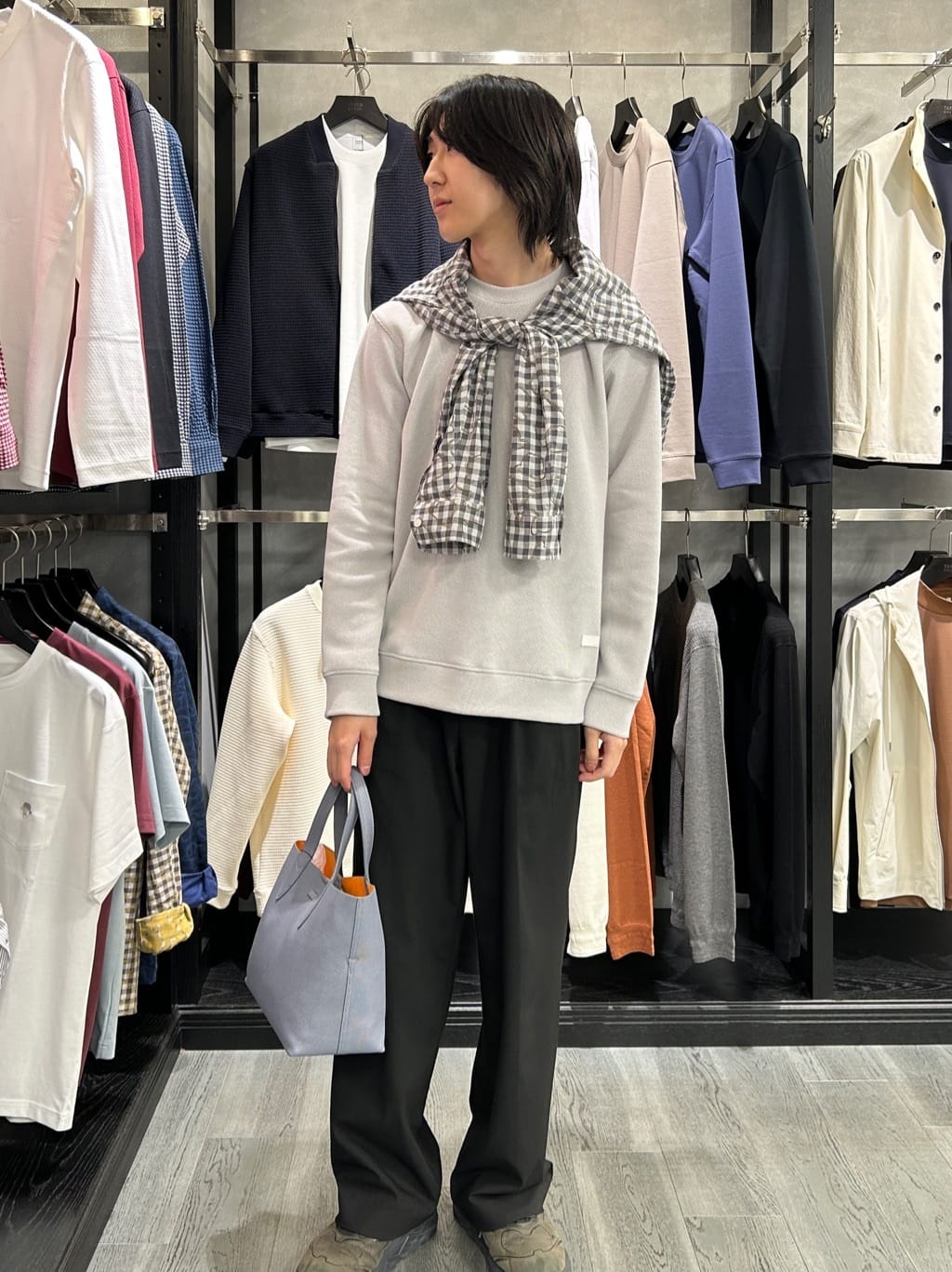 TAKEO KIKUCHIの【尾州織】クルーネック カットソーを使ったコーディネートを紹介します。｜Rakuten Fashion(楽天ファッション／旧楽天ブランドアベニュー)6305945