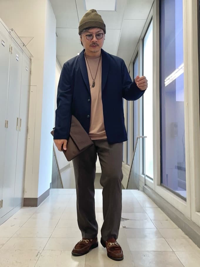 TAKEO KIKUCHIの【尾州織】ショールカラー カーディガンを使ったコーディネートを紹介します。｜Rakuten Fashion(楽天ファッション／旧楽天ブランドアベニュー)6309409