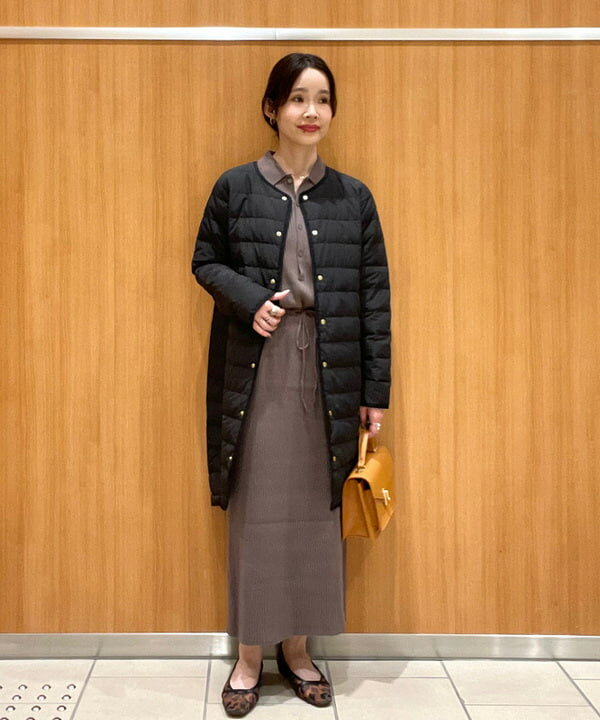 BEAMS HEARTの【軽量/保温性/防寒/あったか/ノーカラー】フレンチ ダウン ロングコート 25AWを使ったコーディネートを紹介します。｜Rakuten Fashion(楽天ファッション／旧楽天ブランドアベニュー)6311029