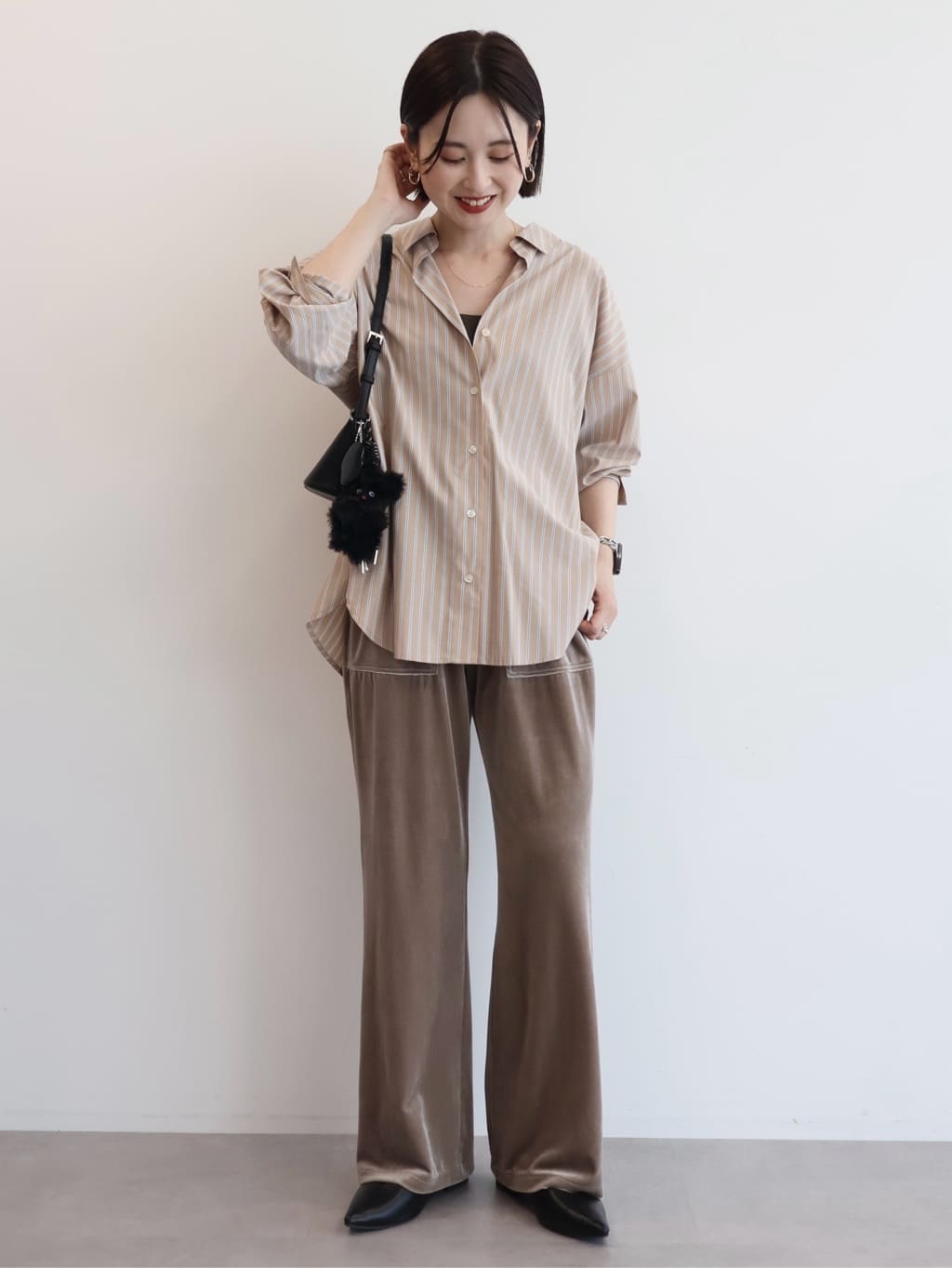 AMERICAN HOLICの抜け衿スキッパーシャツを使ったコーディネートを紹介します。｜Rakuten Fashion(楽天ファッション／旧楽天ブランドアベニュー)6313835