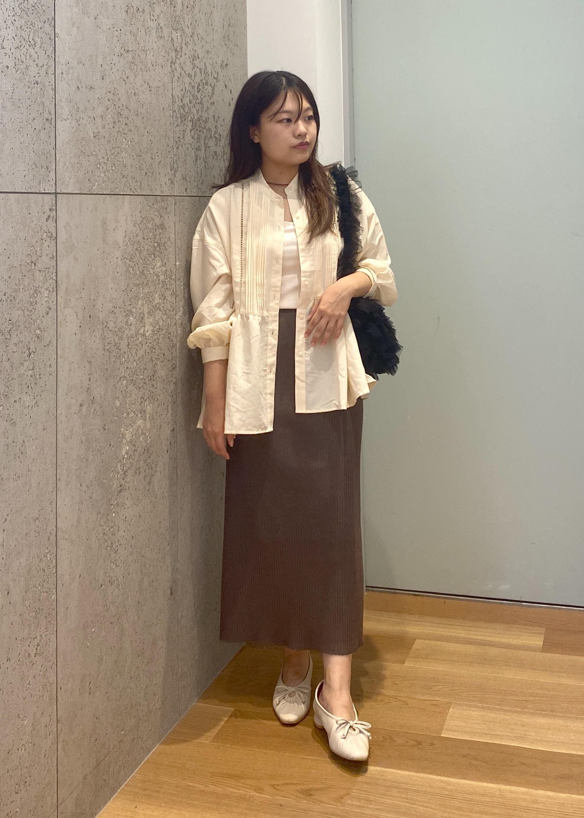 ROPE' PICNICの【UVケア・防シワ】羽織れるピンタックデザインペプラムシャツを使ったコーディネートを紹介します。｜Rakuten Fashion(楽天ファッション／旧楽天ブランドアベニュー)6339407