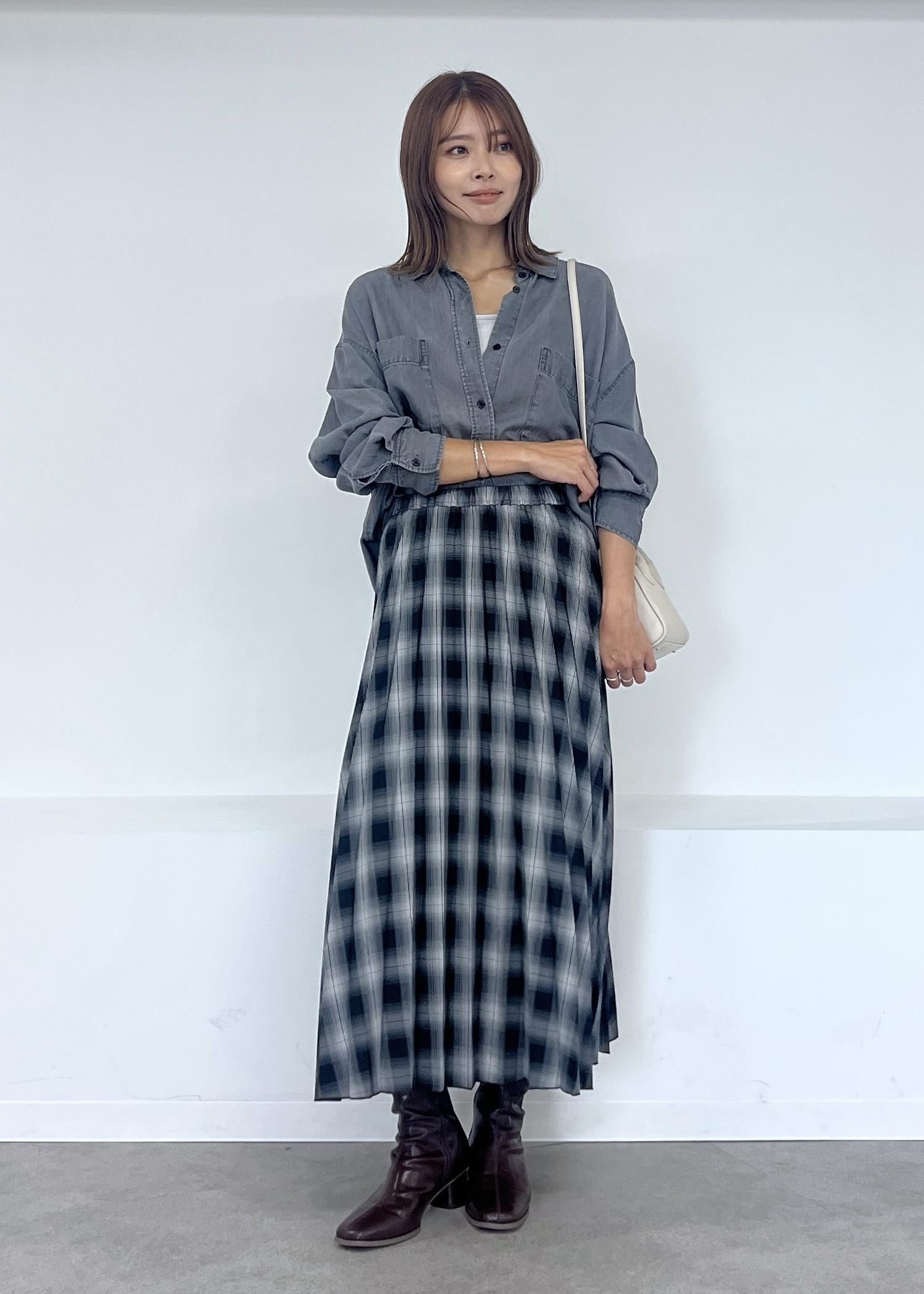 ROPE' PICNICのシャンブレーデニム調シャツを使ったコーディネートを紹介します。｜Rakuten Fashion(楽天ファッション／旧楽天ブランドアベニュー)6339468