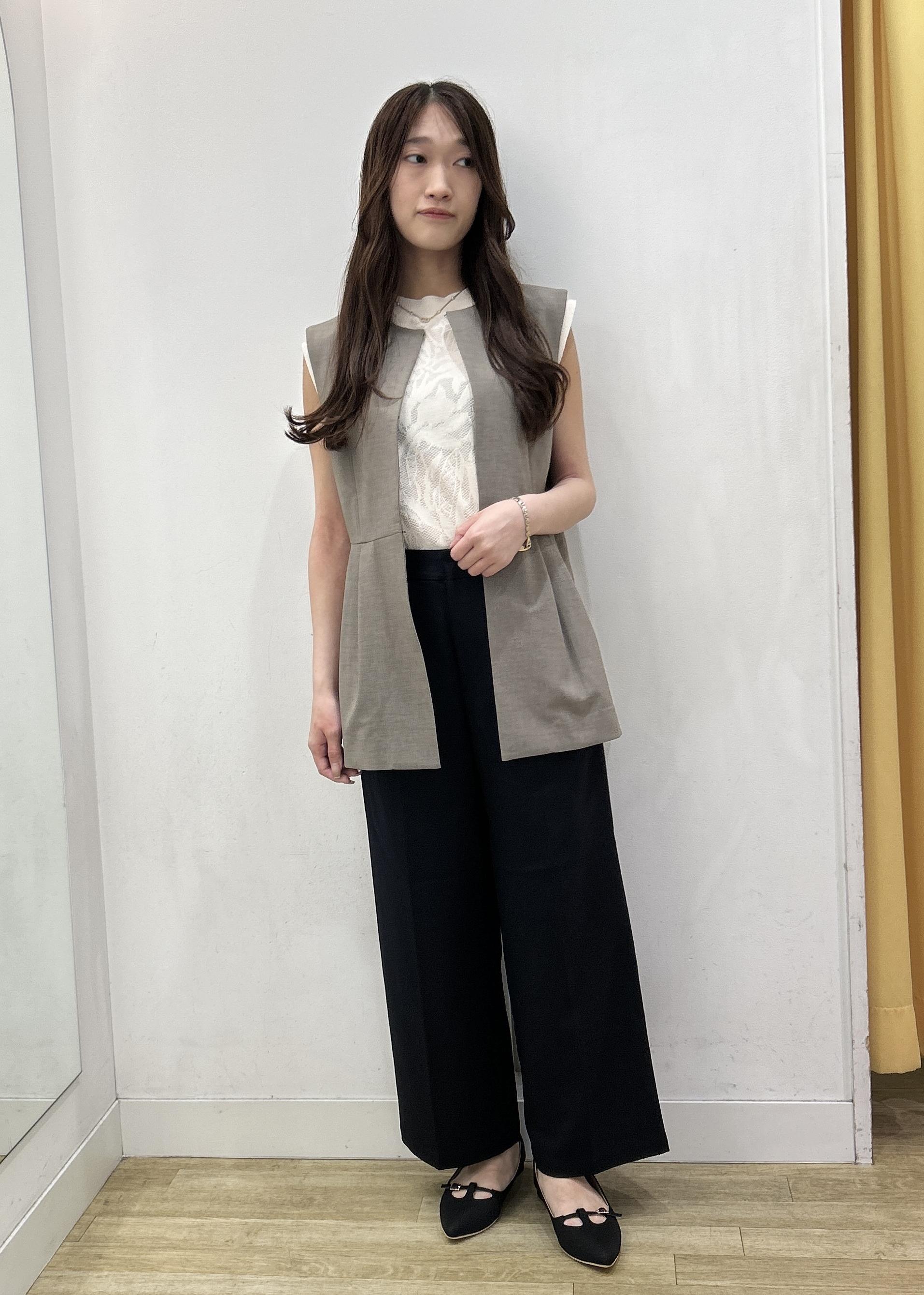 ROPE' PICNICのレーシーフレンチサマーニットを使ったコーディネートを紹介します。｜Rakuten Fashion(楽天ファッション／旧楽天ブランドアベニュー)6339478