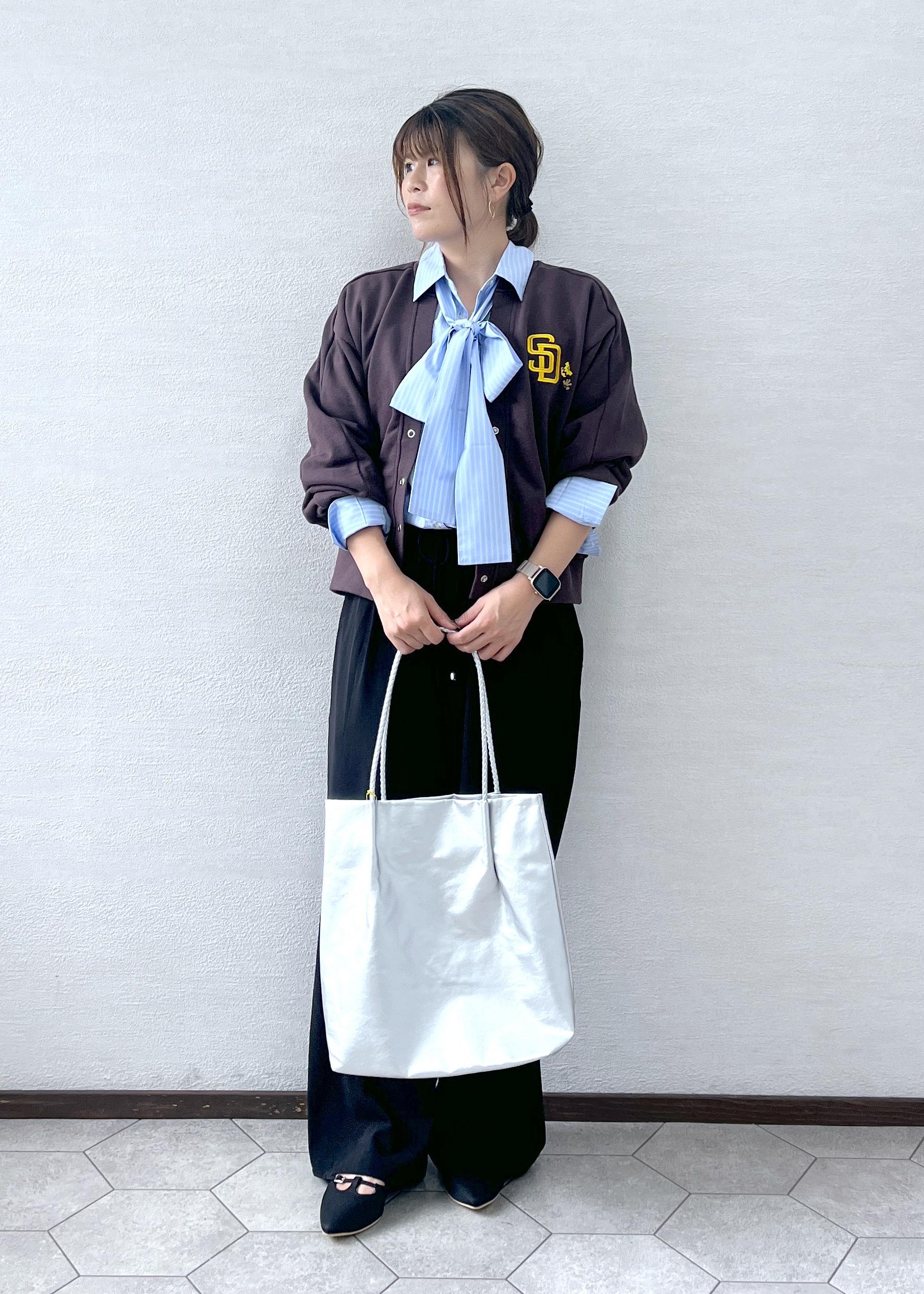 ROPE' PICNICの【防シワ】ボウタイ付きレギュラーシャツを使ったコーディネートを紹介します。｜Rakuten Fashion(楽天ファッション／旧楽天ブランドアベニュー)6339488