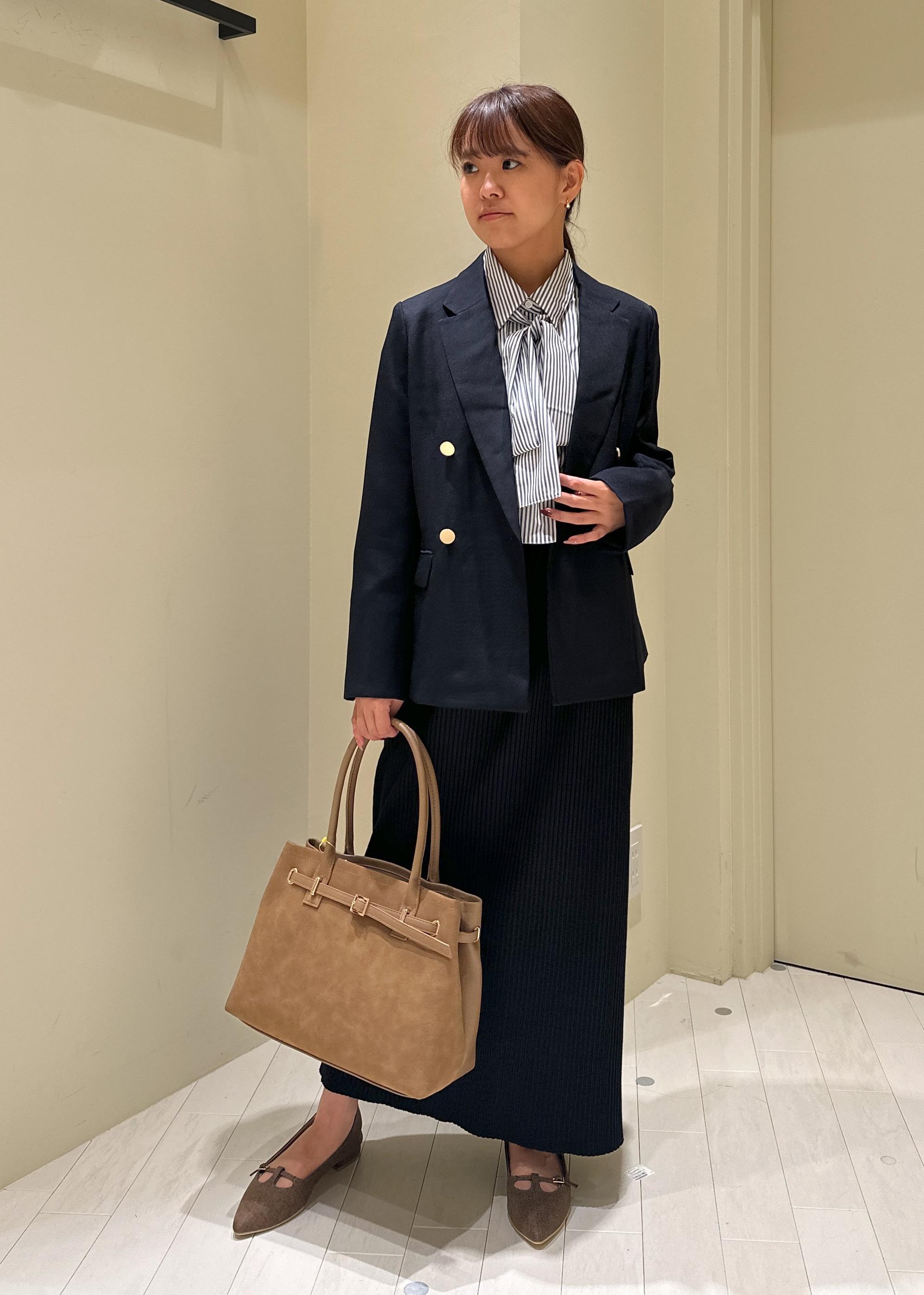 ROPE' PICNICの【防シワ】ボウタイ付きレギュラーシャツを使ったコーディネートを紹介します。｜Rakuten Fashion(楽天ファッション／旧楽天ブランドアベニュー)6339512