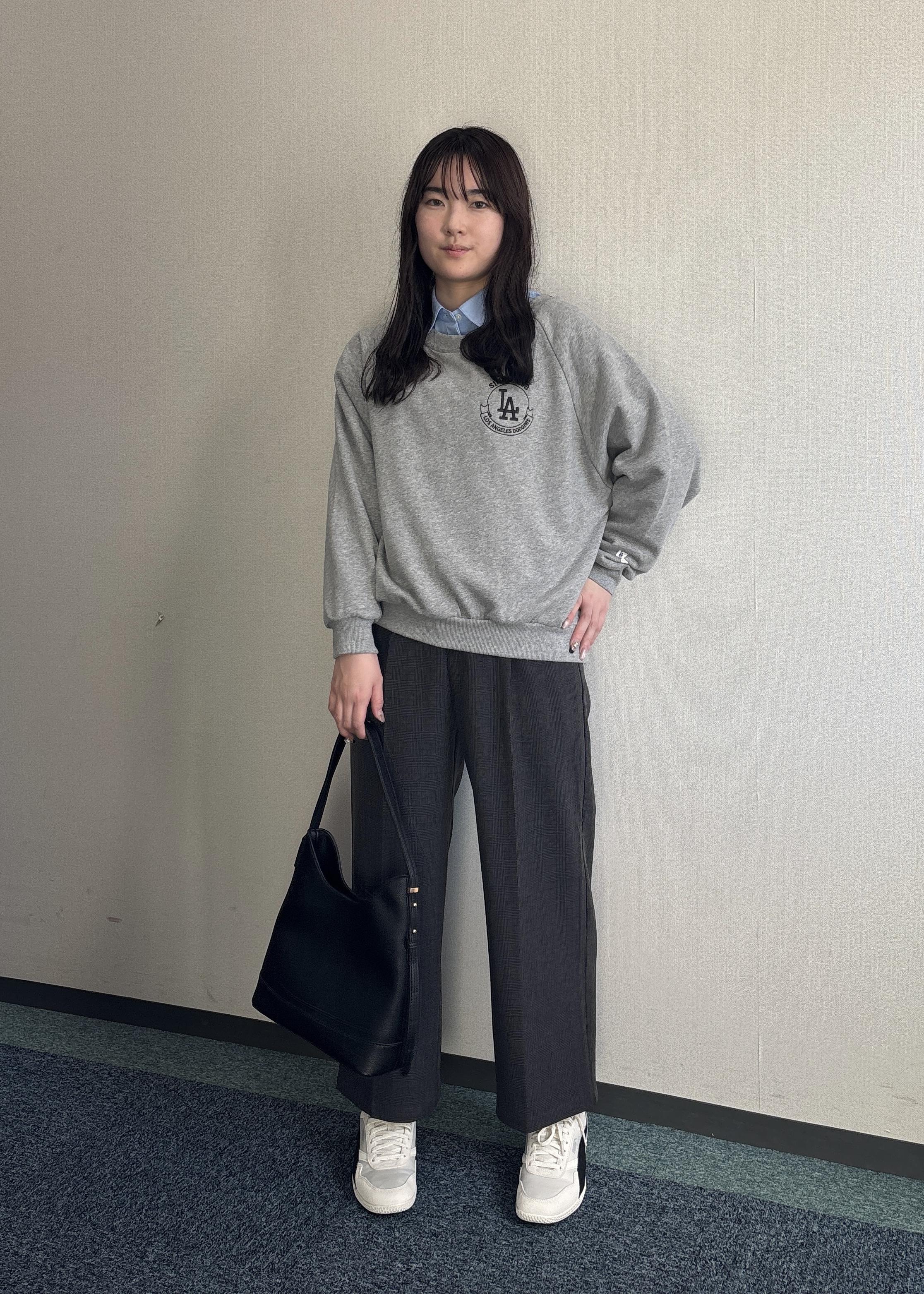 ROPE' PICNICの【PEANUTS*MLB COLLECTION by ROPE' PICNIC】オフショルスウェットを使ったコーディネートを紹介します。｜Rakuten Fashion(楽天ファッション／旧楽天ブランドアベニュー)6339522