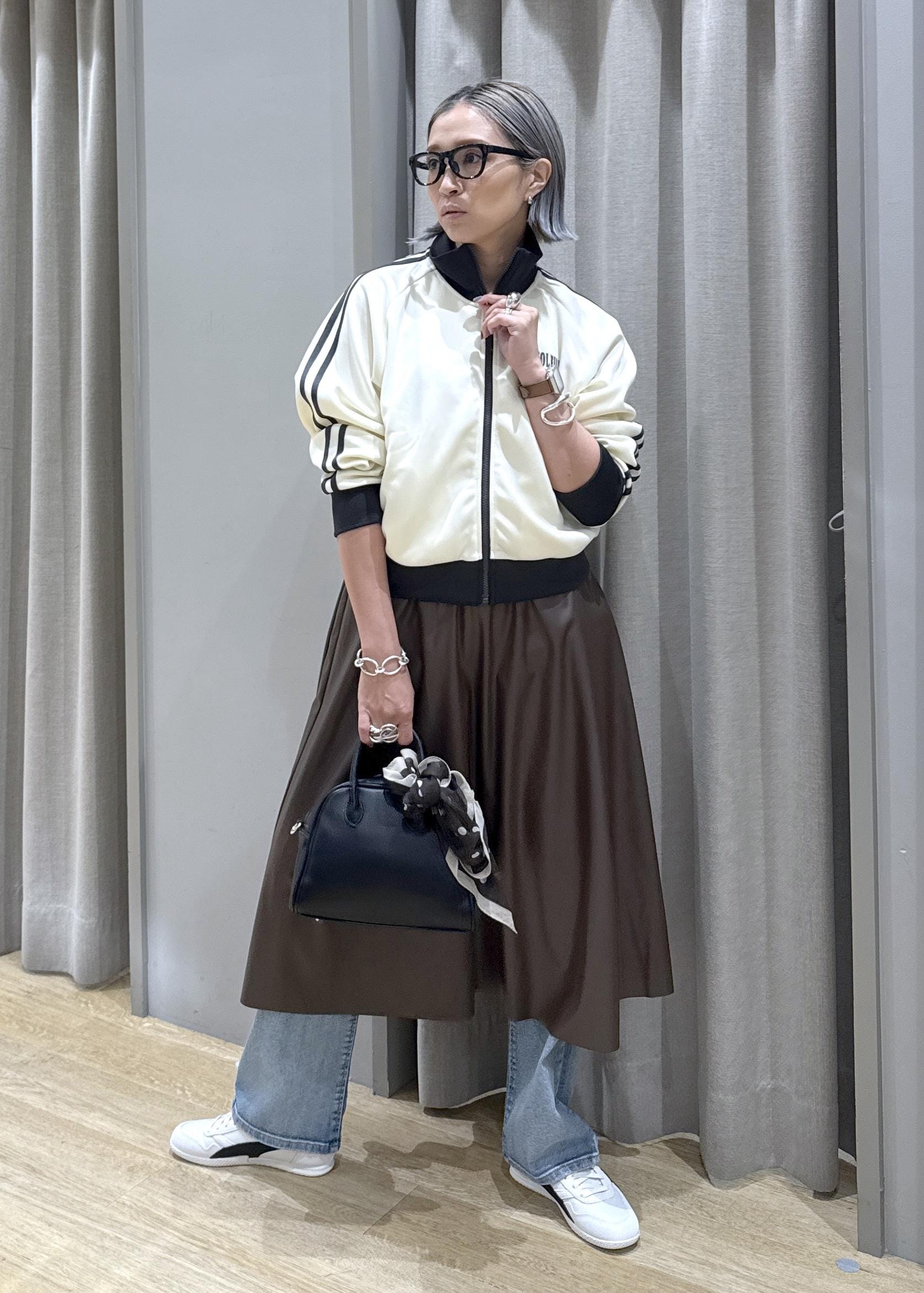 ROPE' PICNICのトラックジャケットを使ったコーディネートを紹介します。｜Rakuten Fashion(楽天ファッション／旧楽天ブランドアベニュー)6339539