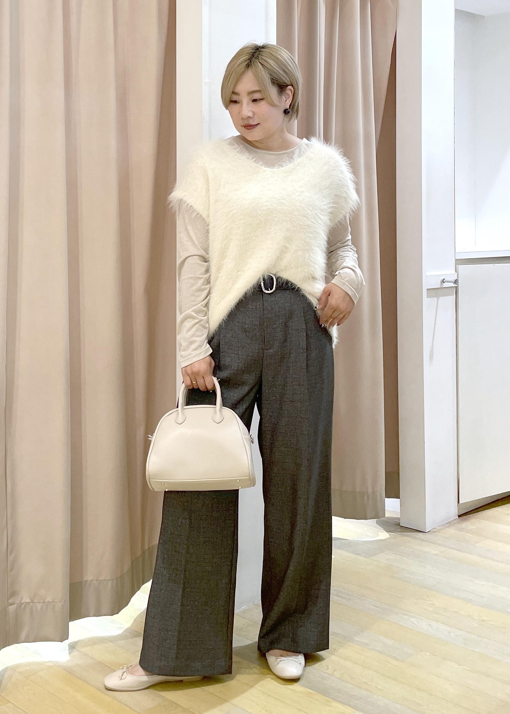 ROPE' PICNICのシャギーニットベストを使ったコーディネートを紹介します。｜Rakuten Fashion(楽天ファッション／旧楽天ブランドアベニュー)6339345